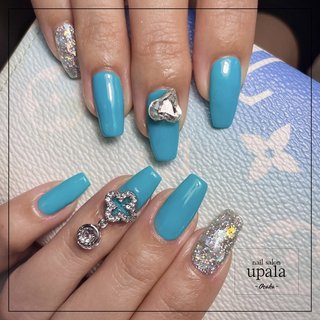 オーロラ/#ティファニーブルーのネイルデザイン｜ネイルブック 