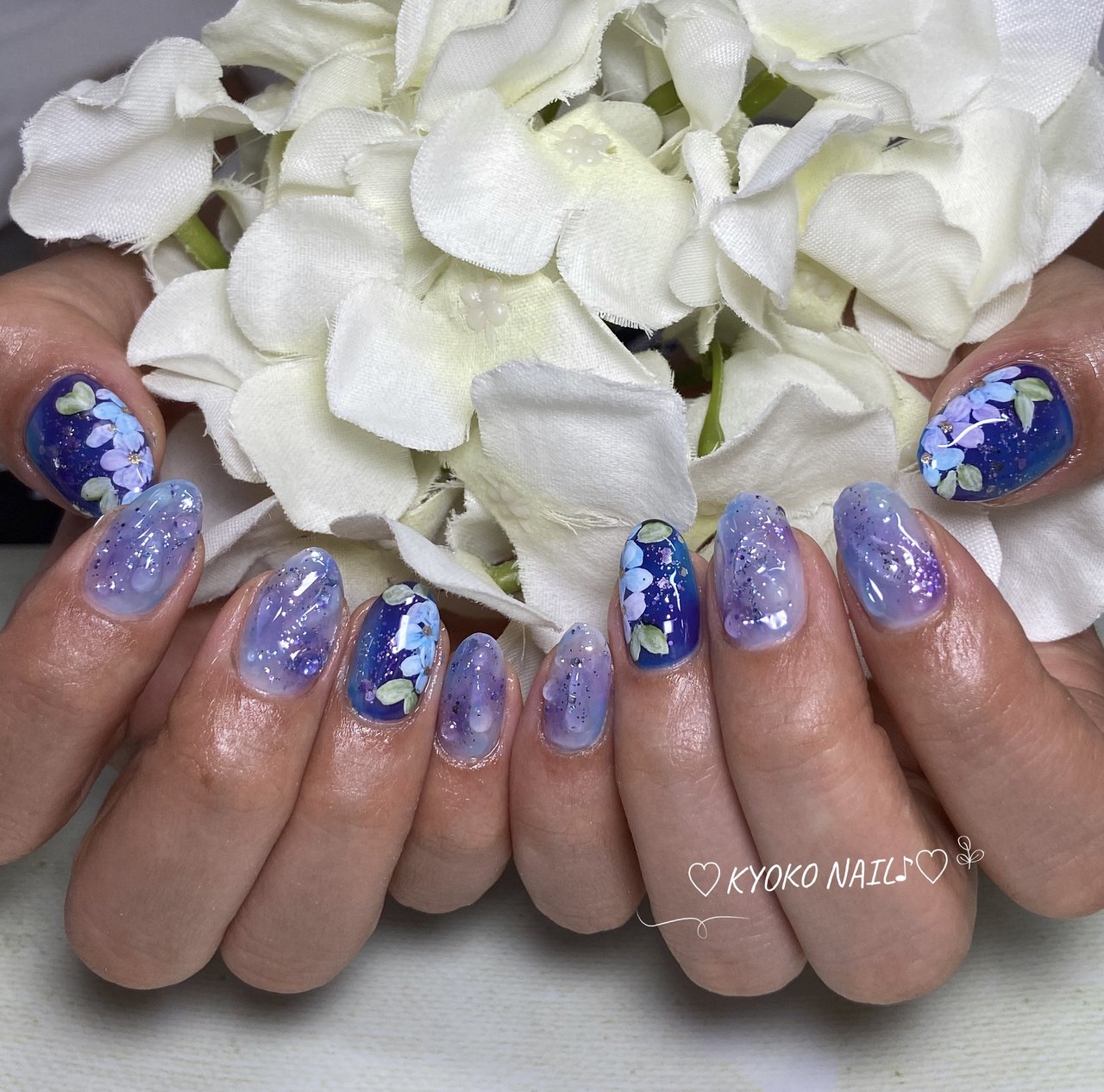 梅雨/ハンド/フラワー/水滴/ニュアンス - Kyoko nailのネイルデザイン 