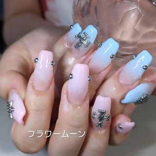 水色×ピンク クロムハーツネイルパーツ 12個 ピンク クロムハーツネイルパーツ 12個 ネイルパーツ(デザイン別