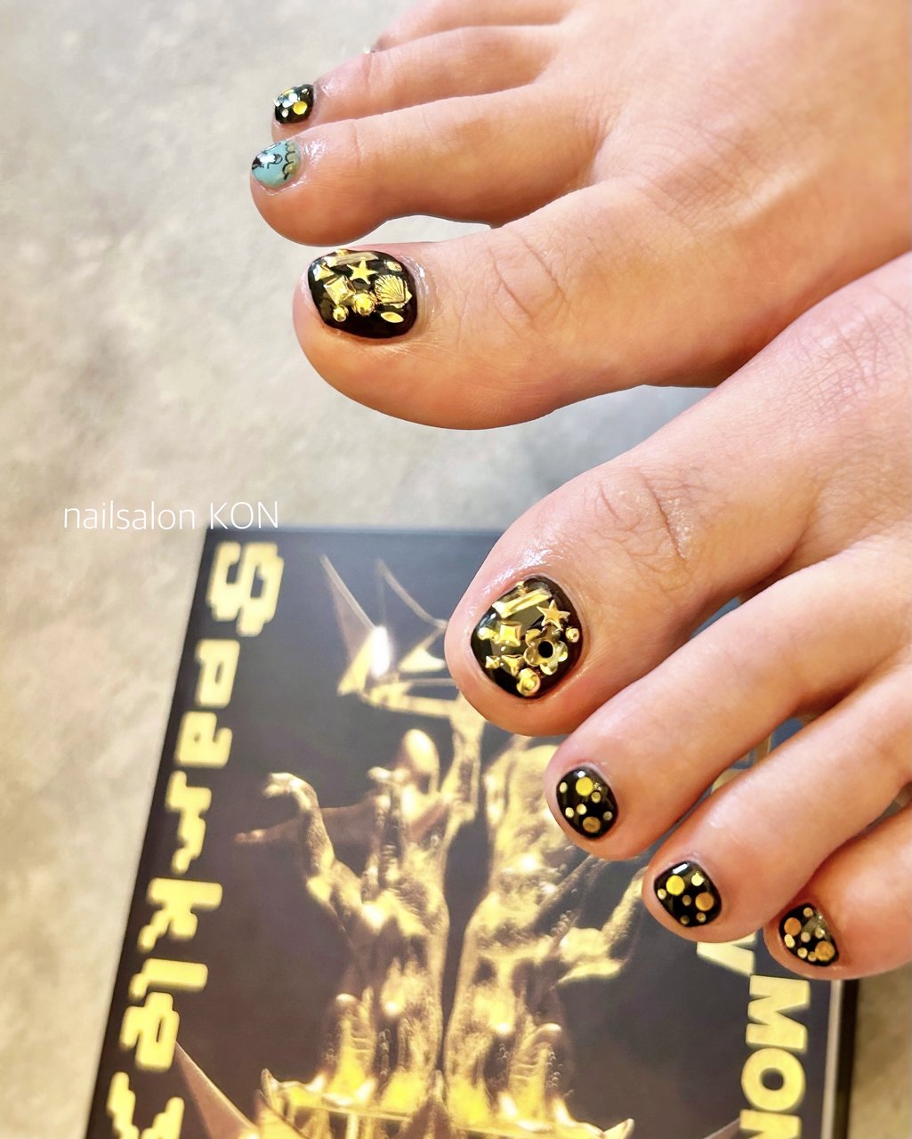 アート・デザイン・音楽 yellows vol1 YMOのアートワークが屏風に テクノ × 伝統工芸 × NFT