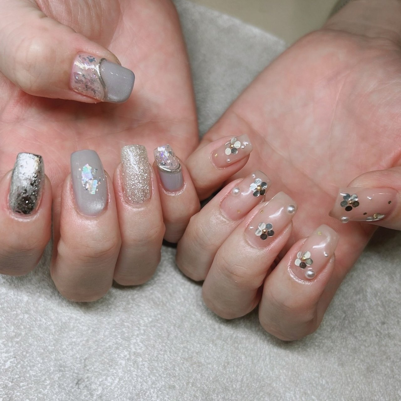 Yu　ネイルテーブル Amazon | YQWネイルテーブルネイルメイク作業台 耐久性と安定性