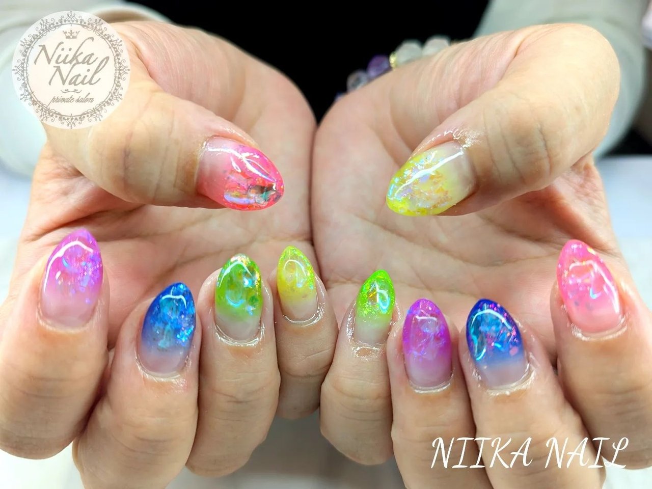 ネイルチップ ニュアンスちゅるん夏ネイルシェルキキララネイルマグネットno.79 ネイルチップ ニュアンスちゅるん夏ネイルシェルキキララネイル