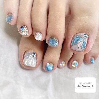 マーメイドネイル(マーメイド/人魚の鱗)/4月ネイルのネイルデザイン  