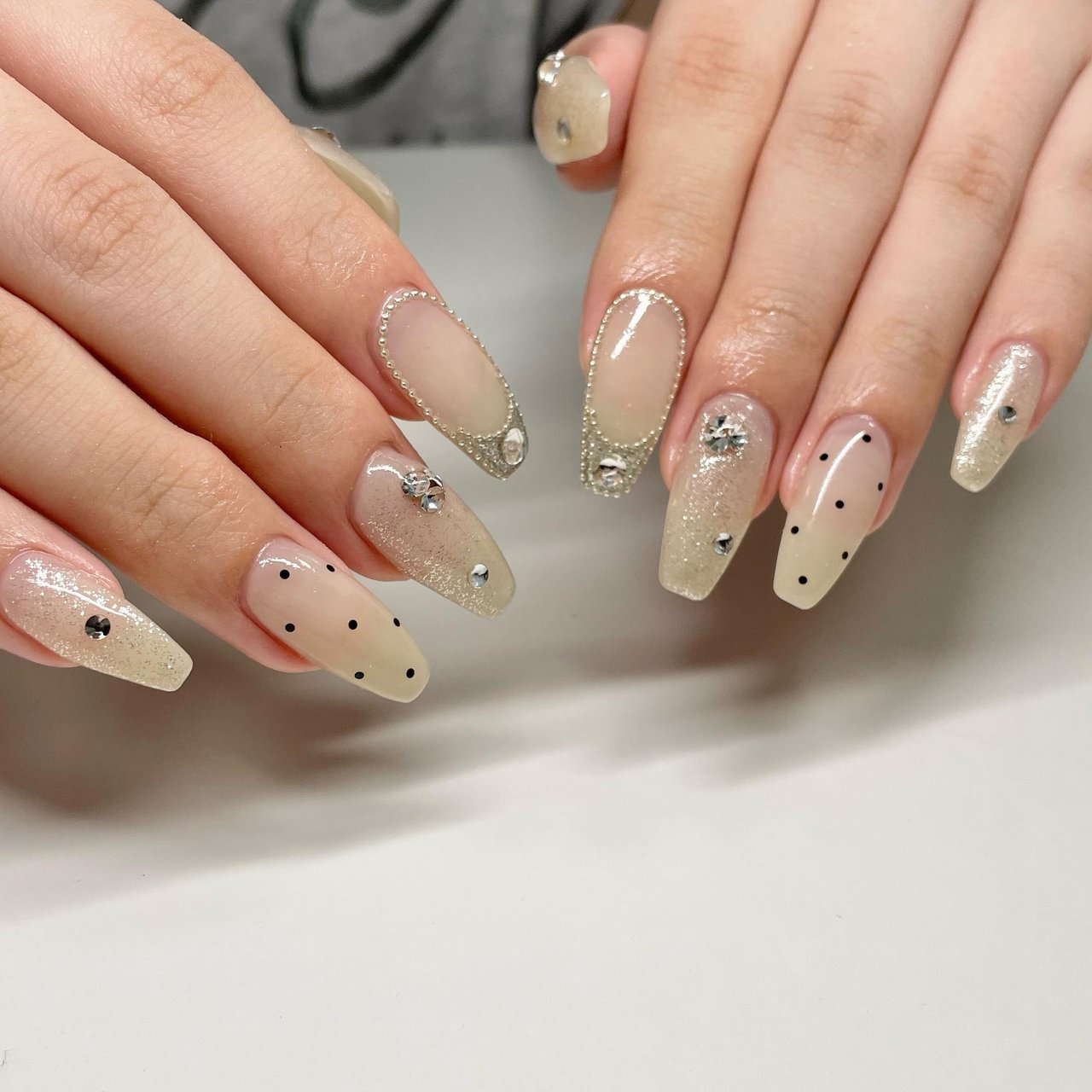 ネイルチップ ワンホンネイル 韓国ネイル ちゅるんネイル ドットネイル フレンチ ワンホンネイル フレンチネイル 韓国ネイル ドットネイル