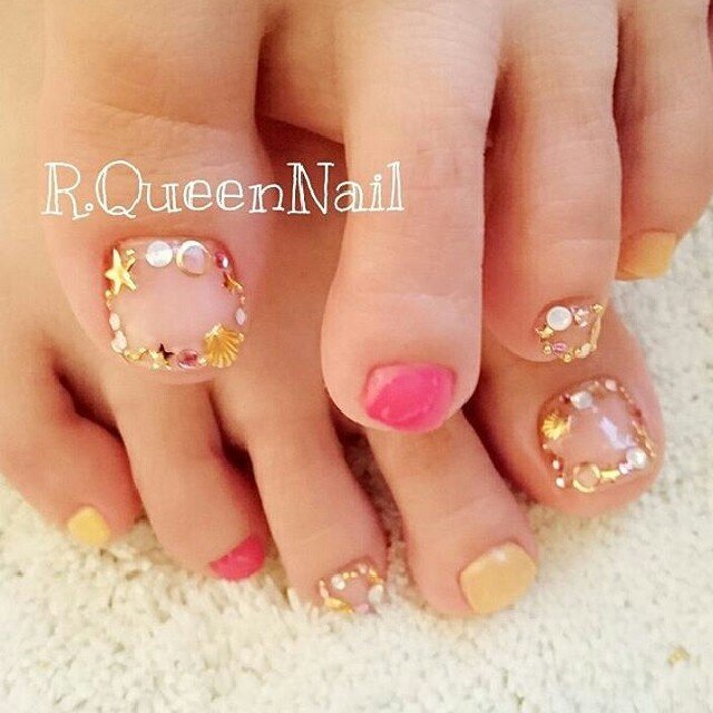 夏 旅行 海 リゾート フット 今村しほり 千葉 R Queennailのネイルデザイン No ネイルブック