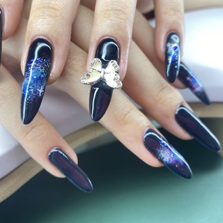 なお　スーパーロングネイル スーパーロングネイル スーパーロングチップ一枚MAX ＋パーツ