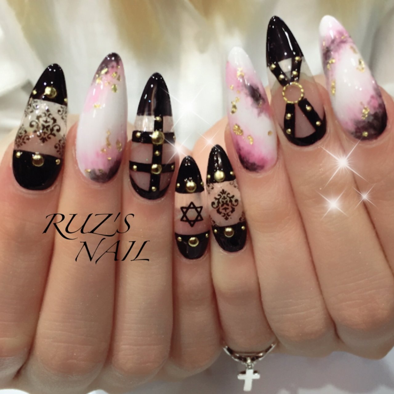 オールシーズン ライブ パーティー ハンド ロック Sayaka Aのネイルデザイン No ネイルブック