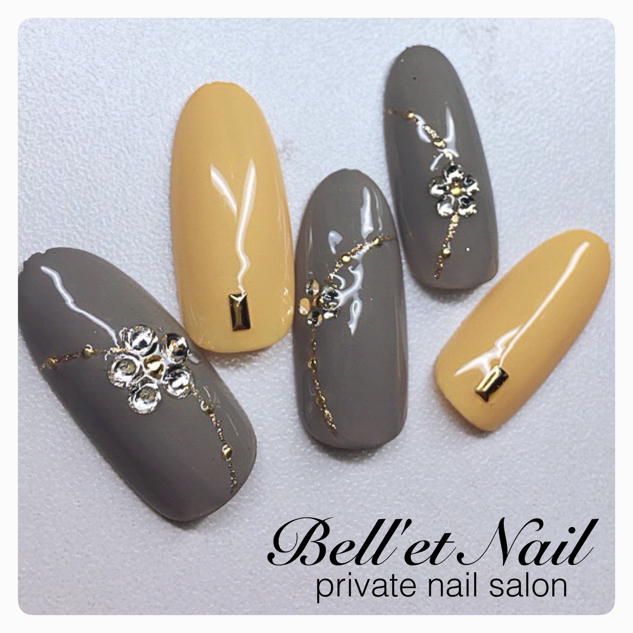 秋 ハンド ワンカラー イエロー グレー Bell Et Nail ネイリスト佐藤綾子のネイルデザイン No ネイルブック