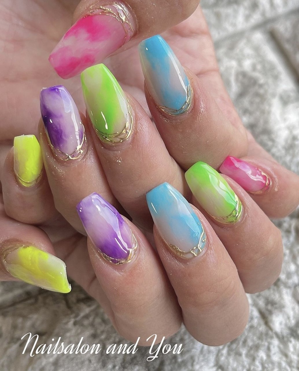 夏/ハンド/マーブル/ネオンカラー/ビビッド - andyounailsalonのネイル