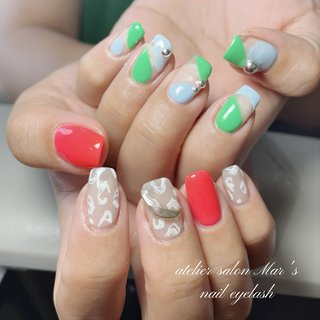  #夏 #リゾート #ライブ #ハンド #アニマル柄 #くりぬき #幾何学模様 #個性派 #ミディアム #スクエア #グリーン #水色 #ネオンカラー #ジェルネイル #お客様 #☆momoko☆ #ネイルブック