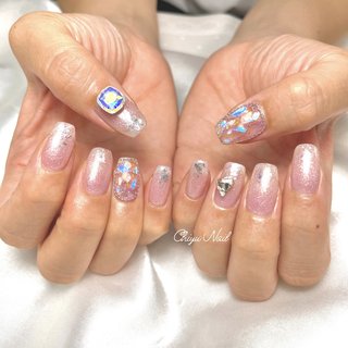 ▫️シンプルデザインコース ⁡
・ご新規様 ¥12,450 (2,000円相当のオイルプレゼント🎁)
⁡
・2回目以降 ¥11,450 (オイルおかわり無料✨)
⁡
当店は自爪育成サロンです❣️
可愛いデザインを楽しみながら縦長の美しいお爪へと導きます💅
⁡
自爪風仕上げなどもございますのでお仕事上ネイルができない方もこっそり育成できます🙆‍♀️
⁡
カウンセリングのみでも大丈夫です🌟
⁡
お気軽にご相談下さい🧸
・
・
・
🤍お爪が薄い、割れやすい方
🤍噛み癖、むしり癖で深爪になっている方
🤍お爪の形が気になる方
🤍お爪がボコボコ生えてくる方
🤍ネイルのもちが悪い方
🤍お爪のピンクの部分を伸ばして綺麗な縦長のお爪にしたい方
🤍お仕事上ネイルができないのでバレずに自爪育成がしたい方
🤍お爪を痛めずにジェルネイルを楽しみたい方
🤍ネイルサロンに行ったことがなくて不安な方
・
・
⁡
Chiyu Nail
⁡
〒604-8226 
京都府京都市中京区西錦小路町２５５
poika四条烏丸 4B
⁡
営業時間
 11:00~21:00
(最終受付19時)
⁡
LINE ID @298vszvj
(検索はアットマークから)
⁡
#ChiyuNail #京都 #烏丸 #京都烏丸 #四条烏丸 #ネイルサロン #ジェルネイルサロン #ジェルネイル #自爪育成 #深爪緩和 #深爪矯正 #バレないネイル #自爪風仕上げ #自爪風カラー #マット仕上げ #血色カラー #ナチュラルネイル #ナチュラルカラー #職場OK #オフィスネイル #シンプルネイル #キラキラ #大人可愛いネイル #癒しネイル #美爪クリエイター #肌なじみカラー
⁡ #手が綺麗に見えるネイル #ハンド #オーロラ #キラキラ #韓国 #ミディアム #スクエアオフ #クリア #ピンク #パープル #ジェルネイル #お客様 #Hanae #ネイルブック