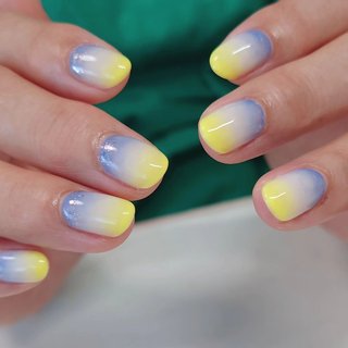 . neon🌟

#ネオンカラーネイル#ネオンイエロー#グラデーションネイル#ショートネイル#おしゃれネイル#夏ネイル#青森市ネイルサロン#青森市ネイル #夏 #梅雨 #七夕 #海 #ハンド #グラデーション #ショート #ラウンド #ホワイト #イエロー #ネイビー #ジェルネイル #お客様 #こころ #ネイルブック