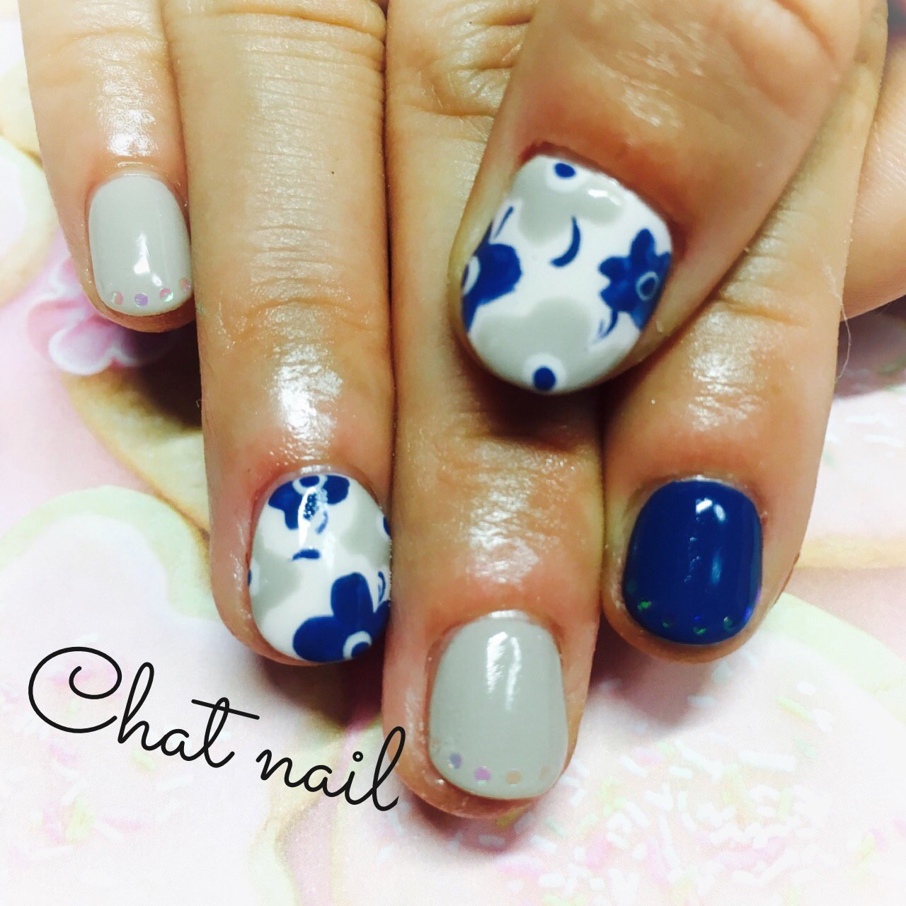 オールシーズン ハンド フラワー ノルディック ショート Chat Nailのネイルデザイン No ネイルブック