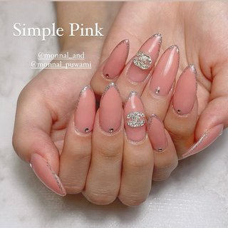 【ご予約コース】#ジェルチップシンプルデザインコース ＋α 【メニュー名】#大人可愛いピンク 
【担当スタッフ】@monnal_puwami 
.
ご来店ありがとうございます💐🤍
.
.
.
━━━━━━━━━━━━━━━━━━━━
自爪育成コースモニター募集中💡´-

ジェル・スカルプメニュー
次回予約で次回使える割引チケットプレゼント🎫
━━━━━━━━━━━━━━━━━━━━
【福井店】ご予約はこちら↓

LINE ID @vnd4371h
LINEから24時間ネットご予約受付中です💌

 MONNAL& モナールアンド 
営業時間 9:30～18:00 (Lo.17:00) 
定休日 不定休

住所　福井市大町10-2-2 
ショッピングシティベル近く🔔
.
TEL 0776-63-6268

━━━━━━━━━━━━━━━━━━━━
【鯖江店】ご予約はこちら↓

LINE ID @058rlgbk
LINEから24時間ネットご予約受付中です💌

 美爪ケア育成ネイルサロン Li & リアンド
営業時間 9:30～18:00 (Lo.17:00) 
定休日 日曜日・祝日

住所　鯖江市有定町1丁目8-10 2F
西山公園近く⛲️
.
TEL 0778-25-1552

━━━━━━━━━━━━━━━━━━━━
#MONNAL&#モナールアンド
#Li&#リアンド#monail#もないる
#福井ネイル#福井ネイルサロン
#ケア#ジェル#スカルプ#フットジェル
#ネイル#アートし放題#深爪矯正福井
#パーフェクトフィルイン福井
#ベース一層残し福井#フィルイン福井 #手が綺麗に見えるネイル #オールシーズン #ハンド #シンプル #大人 #キラキラ #ミディアム #ポイント #ピンク #シルバー #ジェルネイル #お客様 #みほ #ネイルブック