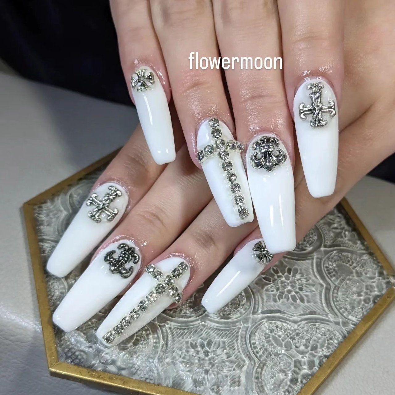 ハンド/チェーン/リング/個性派/ホワイト - flowermoon_emiのネイル