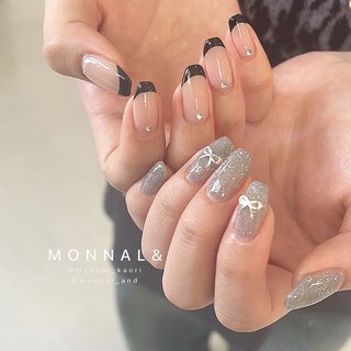 . 【ご予約コース】シンプルジェルコース
【メニュー名】フレンチネイル&フラッシュネイル
【担当スタッフ】 @monnal_kaori 
.
ご来店ありがとうございます☺︎
.
.
.
━━━━━━━━━━━━━━━━━━━━
▫️爪にコンプレックスがある
▫️ネイルの持ちが悪い
▫️爪を丈夫に保ちたい
トラブル爪にも対応できるネイルサロン🐚
━━━━━━━━━━━━━━━━━━━━
【福井店】ご予約はこちら↓

LINE ID @vnd4371h
LINEから24時間ネットご予約受付中です💌

 MONNAL& モナールアンド 
営業時間 9:30～18:00 (Lo.17:00) 
定休日 不定休

住所　福井市大町10-2-2 
ショッピングシティベル近く🔔
.
TEL 0776-63-6268

━━━━━━━━━━━━━━━━━━━━
【鯖江店】ご予約はこちら↓

LINE ID @058rlgbk
LINEから24時間ネットご予約受付中です💌

 美爪ケア育成ネイルサロン Li & リアンド
営業時間 9:30～18:00 (Lo.17:00) 
定休日 日曜日・祝日

住所　鯖江市有定町1丁目8-10 2F
西山公園近く⛲️
.
TEL 0778-25-1552

━━━━━━━━━━━━━━━━━━━━
#MONNAL&#モナールアンド
#Li&#リアンド#monail#もないる
#福井ネイル#福井ネイルサロン
#ケア#ジェル#スカルプ#フットジェル
#ネイル#アートし放題#深爪矯正福井
#パーフェクトフィルイン福井
#ベース一層残し福井#フィルイン福井#ブラックフレンチ#フラッシュネイル#リボンネイル#フレンチ#フレンチネイル#流行りネイル#トレンドネイル#nails #春 #夏 #冬 #オールシーズン #ハンド #フラッシュ #フレンチ #リボン #MONNAL& モナール アンドKAORI/福井市ネイル #ネイルブック