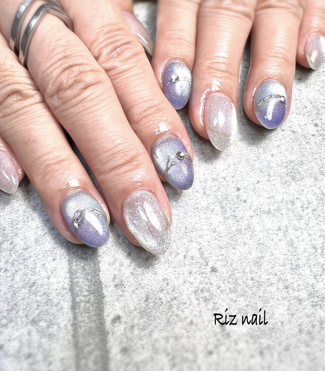 夏/ハンド/グラデーション/ニュアンス/マグネット - Riz nailのネイル