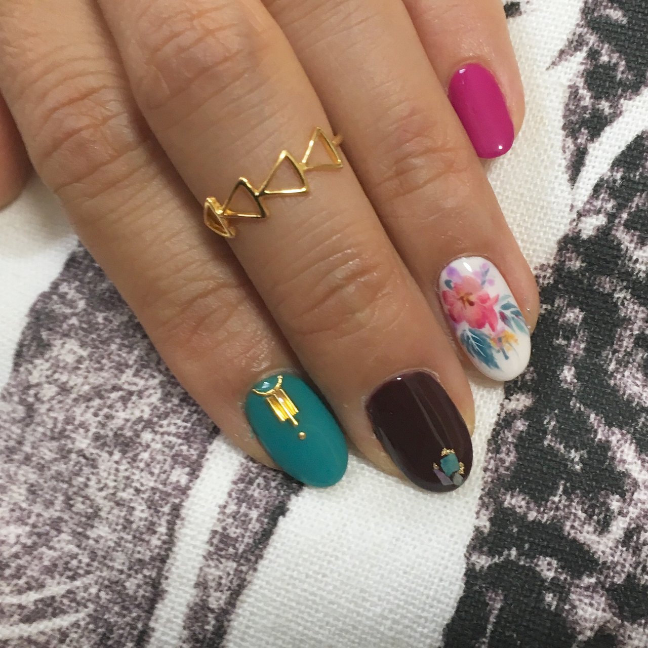 ハンド フラワー エスニック ボタニカル グリーン Muu Nailのネイルデザイン No ネイルブック