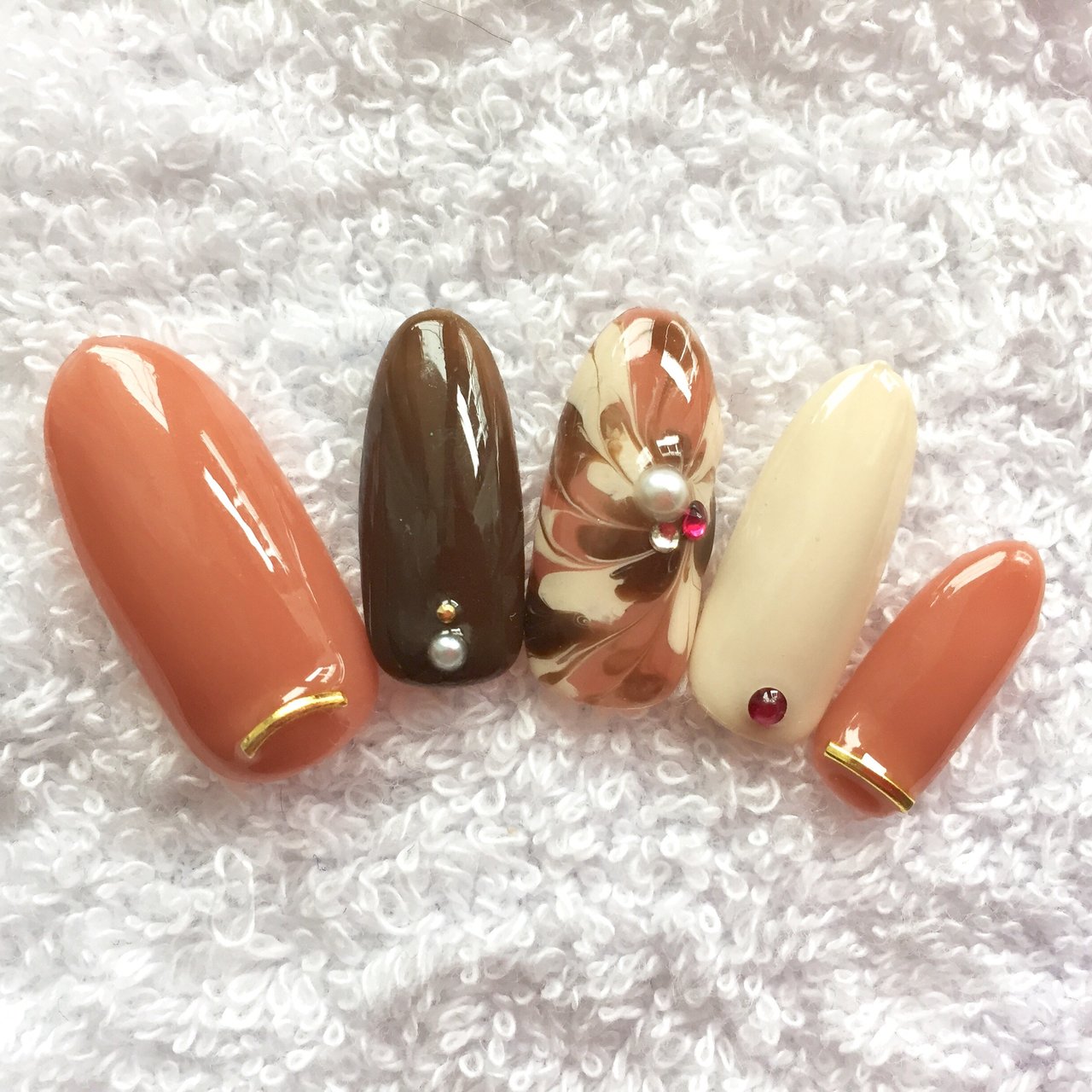 秋 オフィス デート ハンド ロング Nailsalonhanaのネイルデザイン No 2461468 ネイルブック