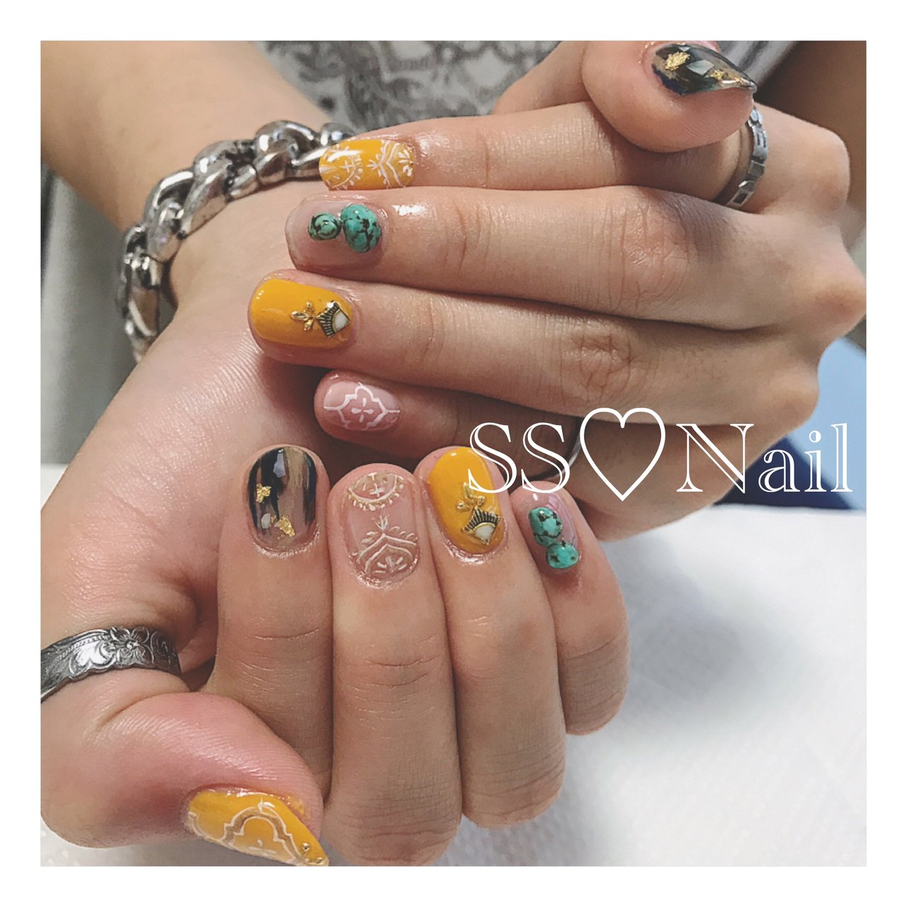 秋 旅行 海 リゾート ハンド Nail Atelier Ritidianのネイルデザイン No ネイルブック