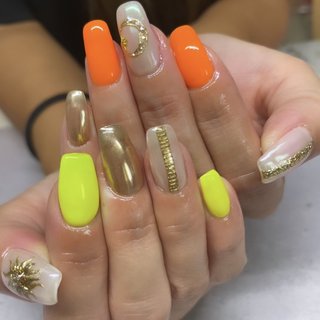 ミラーネイル(ミラー)/#蛍光ネイルのネイルデザイン｜ネイルブック 