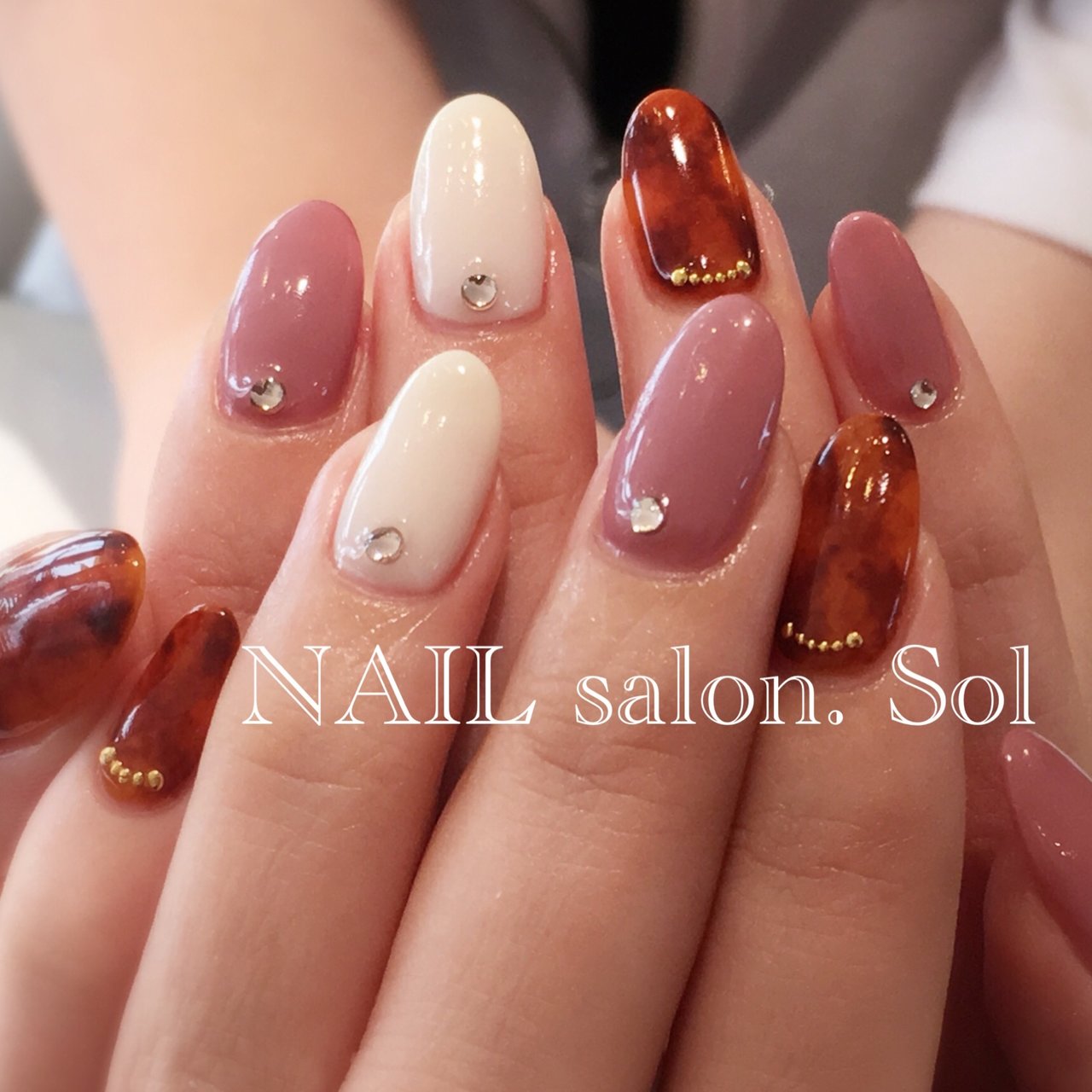 秋 旅行 リゾート ライブ ハンド Nailsalon Solのネイルデザイン No ネイルブック