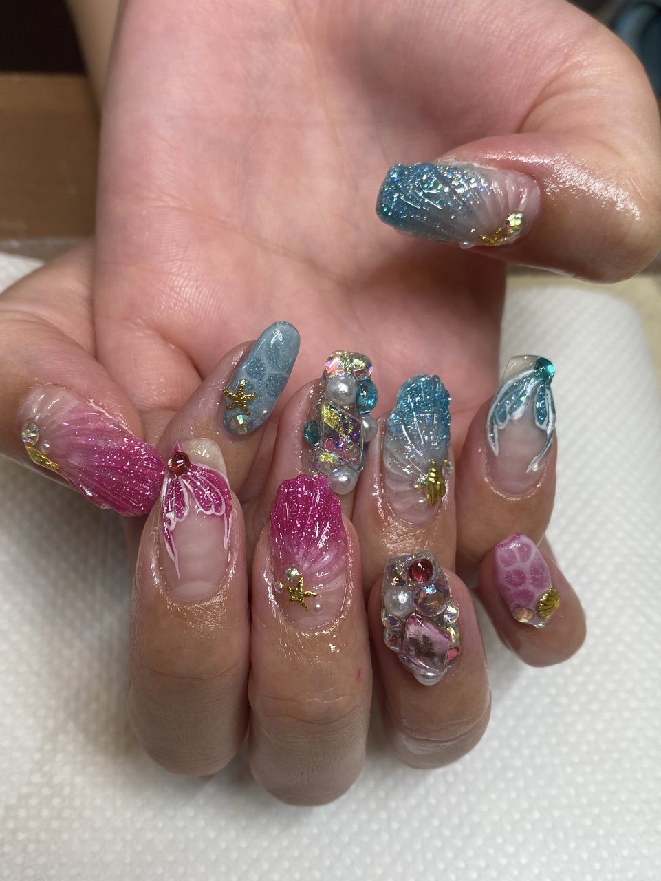 超美品★ネイルテーブル★一度しか使用してないので凄く綺麗な状態です！ 募集していた質問 Q&A📽️✨✨ ⁡ ご好評により第ニ弾