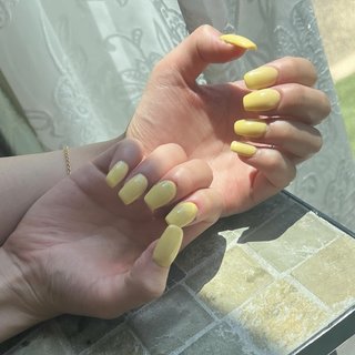 #ワンカラー #イエロー
#シンプル
#長さ出し 
キュートなイエローのワンカラー
カラーは混ぜて作りました💛 #手が綺麗に見えるネイル #オールシーズン #ハンド #シンプル #ロング #スクエア #イエロー #ジェルネイル #お客様 #Dramatique Nail ドラマティークネイル #ネイルブック