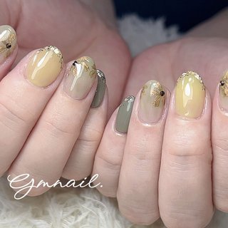 2024年】新着順｜グリーン(緑)/#マスタードカラーのネイルデザイン  