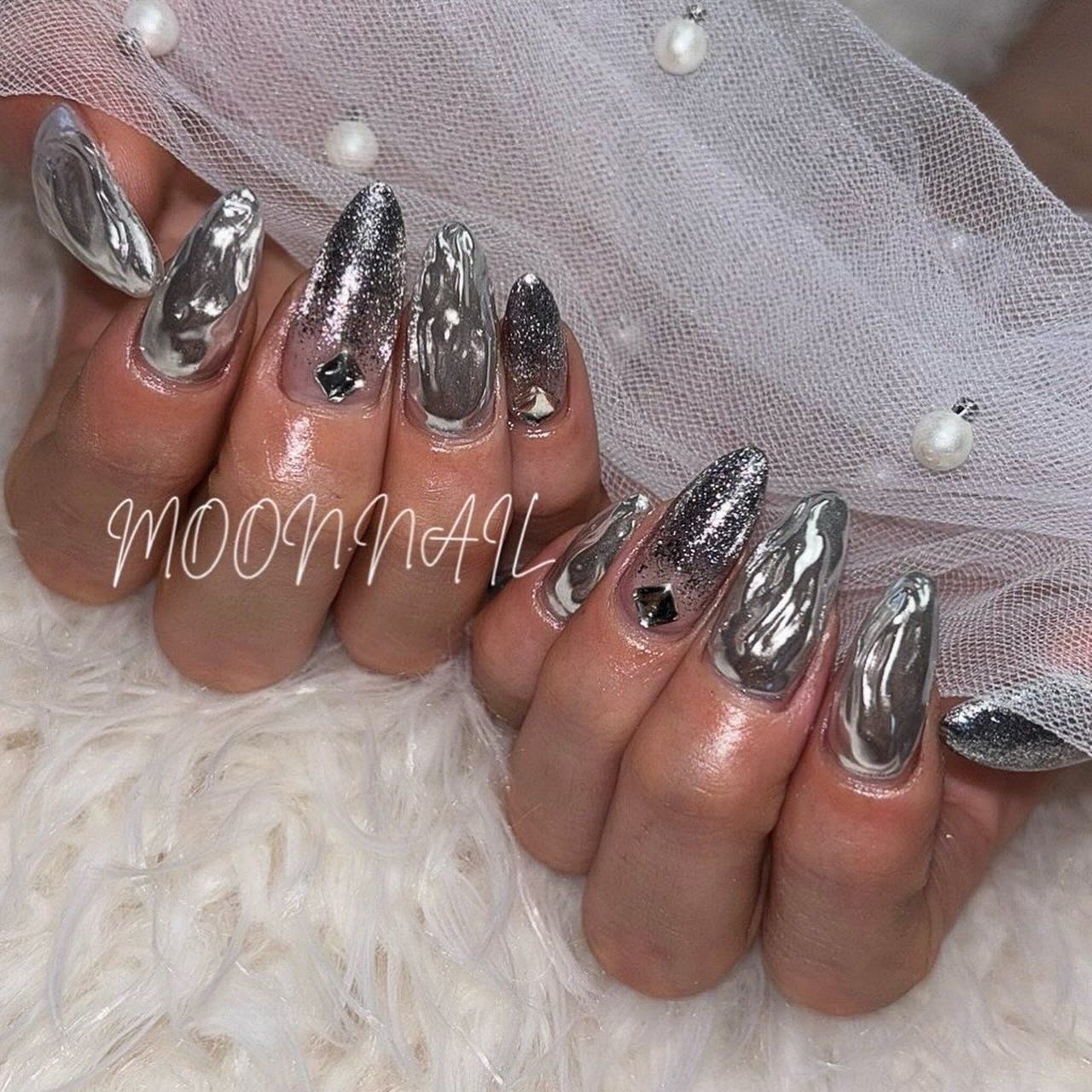 ミラー/キラキラ/ワンホン/韓国/シルバー - MOON.NAILのネイルデザイン
