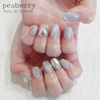 リピーター様ネイル💅🏻💓 
こちらのデザイン、人気で嬉しい🥺🫶🏻

まだまだ暑い日が続くので、爪先も涼しげに🎐
シルバービジューとシルバーマグネット、そしてシアーカラーで大人っぽく💎✨

ウェディングネイルにもぴったりですね💪🏻♩



#ハンド #ハンドネイル #ハンドジェルネイル #ニュアンス #ニュアンスネイル #水色 #水色ネイル #ブルー #ブルーネイル #シアー #シアーネイル #シアーカラー #マグネット #マグネットネイル #シルバー #ビジュー #ビジューネイル #うめつくしネイル #埋め尽くしネイル #敷き詰めネイル #スクエア #スクエアオフ #スクエアネイル #ワンホンネイル #8月 #8月ネイル #夏 #夏ネイル #夏ネイル2024 #涼しげネイル #韓国 #韓国ネイル #手が綺麗に見えるネイル #大人 #大人ネイル #大人可愛い #大人上品 #大人上品ネイル #キラキラ #キラキラネイル #パラジェル #シンプル #シンプルネイル #シンプルデザイン #デートネイル #オフィス #オフィスネイル #東武東上線 #志木市 #志木ネイルサロン #新座市 #新座ネイルサロン #朝霞市 #朝霞市ネイルサロン #プライベートネイルサロン #プライベートサロン #手が綺麗に見えるネイル #夏 #オールシーズン #パーティー #ハンド #ビジュー #マグネット #シアー #ワンホン #韓国 #ショート #スクエアオフ #ホワイト #水色 #シルバー #ジェルネイル #お客様 #ふぅ #ネイルブック