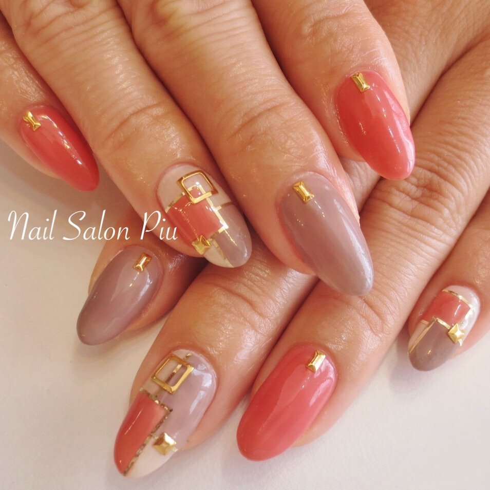 秋 冬 ハンド ワンカラー ブロック Piuのネイルデザイン No ネイルブック