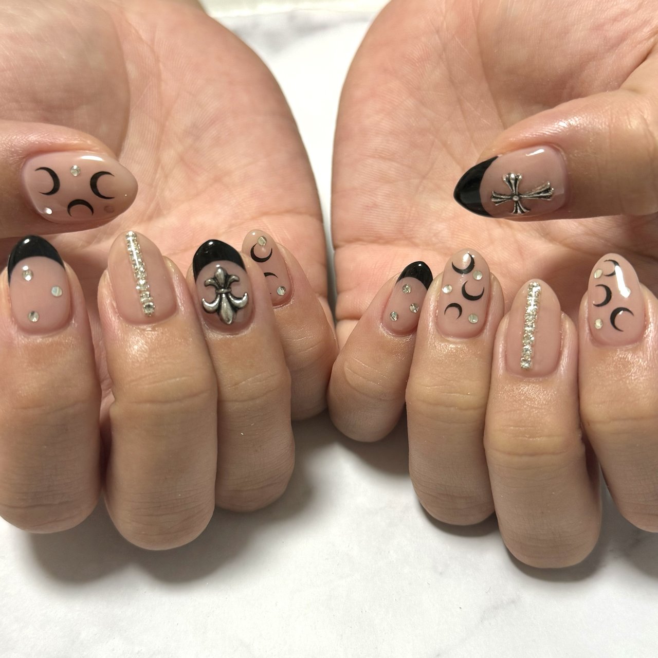 ネイルチップ オーダー マリーンセル マグネット 埋めつくし 大人 ブラック ネイルチップ オーダー マリーンセル マグネット 埋めつくし 大人