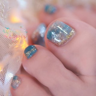 ターコイズ🩵 
#フットネイル 

✰⋆｡:ﾟ･*☽:ﾟ･⋆｡✰⋆｡:ﾟ･*☽:ﾟ･⋆｡✰⋆｡:ﾟ･*
#レスポワール
#山形ネイル
#オフィスネイル
#nailbook
#nailbook_fan
#水彩フラワー認定講師
#ウェディングネイル
#ブライダルネイル
#山形ネイルサロン
#山形市ネイル
#山形ジェルネイル
#pr #夏 #秋 #オフィス #ブライダル #フット #天然石 #ミディアム #スクエア #ターコイズ #水色 #ジェルネイル #お客様 #kaga.numazawa #ネイルブック