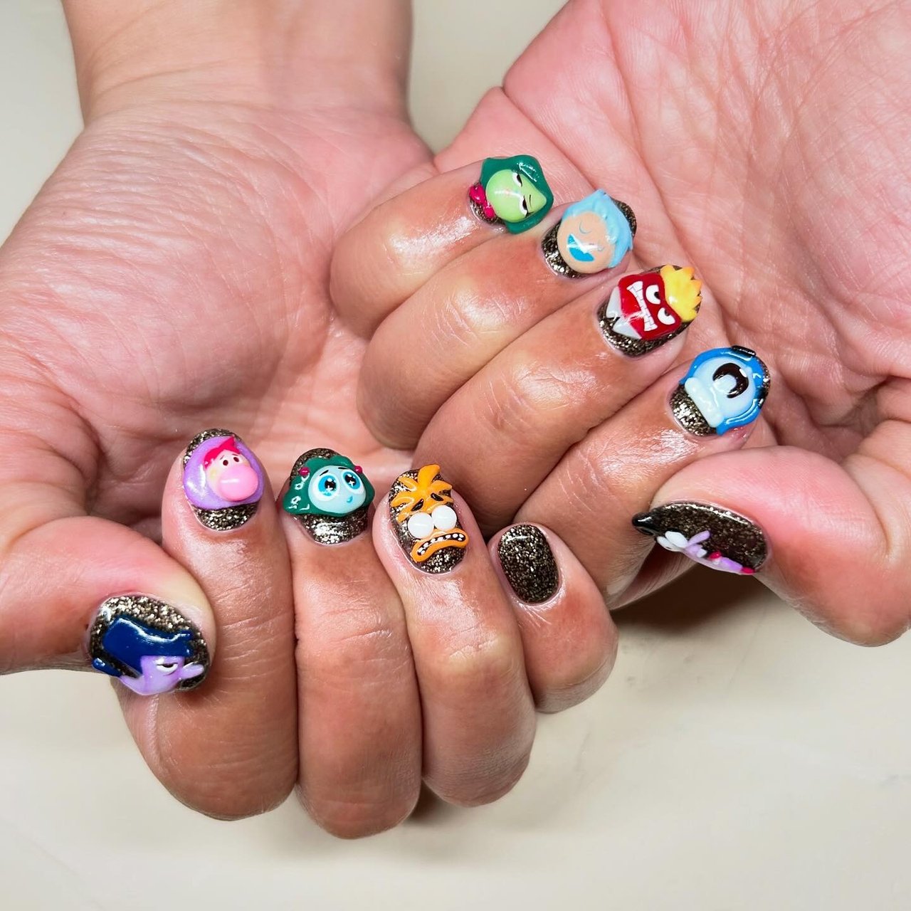 オールシーズン/ハンド/3D/ミディアム/ラウンド - NICHI nail salon