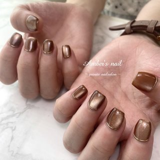 ⁡ ・
・マグネット×ミラーライン❤️
⁡
ブラウンのお衣装に合わせて🤲✨
⁡
ブラウンマグの中でも
1番しっくりくるカラーを選んで😊
うるうるしたマグネットの
不思議な奥行き感がたまらないっ⤴️
⁡
⁡
同時に自爪育成も🙌
これから当日までに
どれだけ成長してくか…
一緒に育てていきましょう😆
⁡
⁡
久しぶりのジェルネイル
楽しんでくださいね🫶
⁡
⁡
⢀⁎⠜✴︎⢀⢄𓂃꙳☪︎⋆˙⸝𓈒𓂂𓏸
⁡
⁡
ご予約はこちら💁‍♀️
菊川市赤土
⁡
アンバーズネイル 野口
📞08036653033
📩𝘢𝘮𝘣𝘦𝘳𝘴𝘯𝘢𝘪𝘭2017.𝘨𝘮𝘢𝘪𝘭.𝘤𝘰𝘮
トップからネイルブックでのご予約がおススメです♡ 
⁡
#ハンドネイル #フットネイル #菊川市 #掛川市 #御前崎市 #牧之原市 #袋井市 #磐田市 #島田市 #自宅ネイルサロン #アンバーズネイル #菊川 #赤土 #ネイルデザイン #菊川市ネイルサロン #菊川市ネイル #掛川市ネイル #御前崎市ネイル #菊川ネイル #掛川ネイル #御前崎ネイル #マグネットネイル #うるマグ #ブラウンマグ #ブラウンネイル #ミラーネイル #ミラーライン #大人ネイル #秋ネイル #ショートスクエア #秋 #冬 #デート #女子会 #ハンド #マグネット #ミラー #ショート #スクエアオフ #ブラウン #Amber's nail アンバーズネイル #ネイルブック