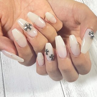 2026年】新着順｜シルバー(銀)/#クロムハーツのネイルデザイン(2ページ