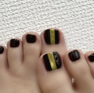 ダークブラウン×マグネット 


#フットネイル #ジェルネイル #大人ネイル #秋冬ネイル #ペディキュア #マグネットネイル #ワンカラーネイル #秋 #冬 #フット #マグネット #スクエア #イエロー #ブラウン #ブラック #ジェルネイル #sunlaurelAnail #ネイルブック