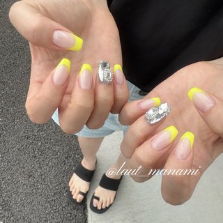 お客様𝑛𝑎𝑖𝑙𓂃𓈒𓏸 French✖️neon🍋

𓇼 𓇼 𓇼 𓇼 𓇼 𓇼 𓇼 𓇼 𓇼
yours salon laut.
ɴᴀɪʟsᴀʟᴏɴ＆sᴇʟғᴡʜɪᴛᴇɴɪɴɢ

@laut_manami 
@laut_yourssalon セルフホワイトニング3,800yen〜

open ⇨ 10:00〜19:00
完全予約制・不定休

ネイルLINE ⇨@982htzdj

ホワイトニングLINE⇨@429fjmxo

栃木県宇都宮市平松4-9-6
スプレマシー2 101

※区画整理事業地区内の為、ご来店の際は【カワチ平松本町店】様を目印にお越しください

𓇼 𓇼 𓇼 𓇼 𓇼 𓇼 𓇼 𓇼 𓇼

#宇都宮ネイルサロン 
#宇都宮 
#ちゅるんネイル 
#nailbook_fan 
#ニュアンス
#キラキラネイル 
#ハンド
#ネオンカラー 
#夏ネイル 
#シルバー 
#埋め尽くしネイル #夏 #ハンド #フレンチ #ロング #スクエア #イエロー #ネオンカラー #ジェルネイル #お客様 #manami #ネイルブック