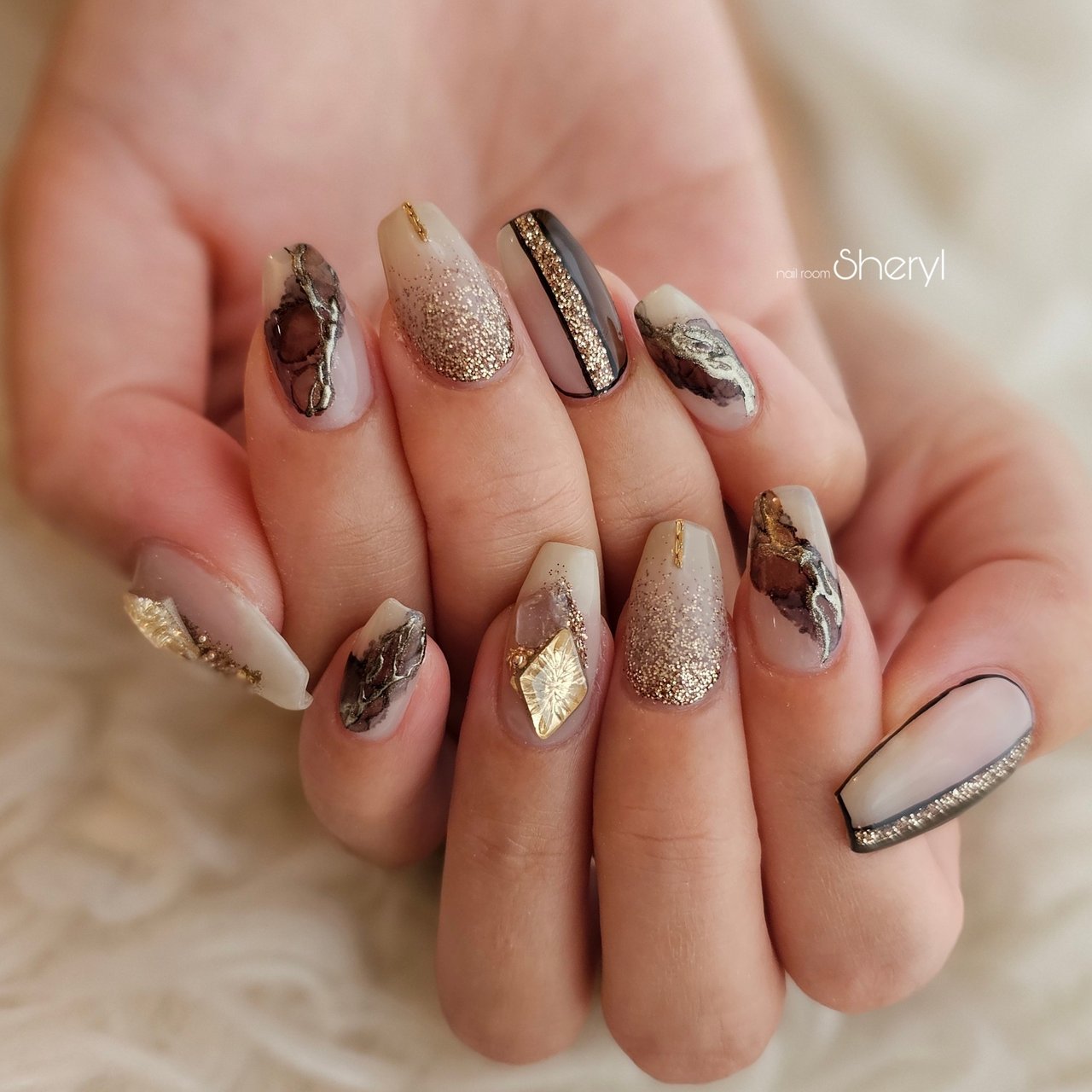 秋/冬/オールシーズン/ハンド/ニュアンス - YURIのネイルデザイン[No