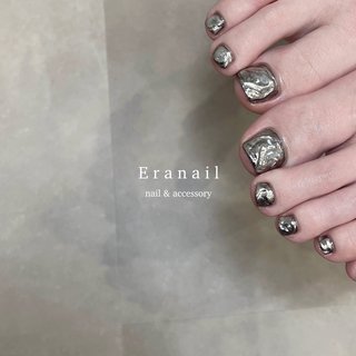 . #個性派ニュアンス 
#個性派ネイル 
#綺麗めニュアンス 
#ミラー 
#ニュアンスミラー 
#シンプル 
#シンプルネイル 
#シンプルアート 
#ワンカラー 
#ワンカラーネイル 
#グラデーション 
#グラデーションネイル 
#ニュアンス 
#ニュアンスカラー 
#ニュアンスデザイン 
#ニュアンスアート 
#キラキラネイル 
#インクアート 
#インクネイル 
#マグネット 
#マグネットネイル 
______________________________ 
⁡
⁡
E r a n a i l nail & accessory
10:00-20:00（最終受付18:00）
不定休
⁡
◻︎自爪を痛めないこだわりの技法で、美爪育成しながらgel nailを楽しんで頂けます♡
◻︎モチが良いうる艶美フォルムで自信が持てる指先に♪
◻︎foot gel nailをしながら巻き爪矯正できます☆
◻︎JR唐崎駅、京阪滋賀里より徒歩圏内
◻︎駐車場有り、ブランチ大津京から車で5分
⁡
《ご予約》
ご予約やご質問などはLINEから承ります⭐︎
プロフィール欄にあるLINEのリンク先か、こちらをLINE内で検索してください
@032fuyec（＠マーク含む）
⁡
ご予約の際は、最初のメッセージにあります必要事項をご記入の上、返信の方よろしくお願い致します♪
⁡
______________________________
⁡
#ネイルデザイン#フィルイン#大津ネイルサロン#滋賀ネイルサロン#山科ネイルサロン#大津#ニュアンスネイル#ベージュネイル#綺麗めカジュアル#トレンドネイル#奥行きネイル#オフィスネイル#自爪育成#ハンドメイドアクセサリー#綺麗めネイル#艶ネイル#大人ネイル#nails#美爪#インクネイル#透明感ネイル#つやつやネイル#くすみネイル#滋賀ニュアンスネイル#大津ニュアンスネイル#ブランチ大津京#フットネイル#カジュアルコーデ#夏ネイル#ネイル動画#春ネイル #秋ネイル #冬ネイル #手が綺麗に見えるネイル #オールシーズン #オフィス #ブライダル #フット #ラメ #ニュアンス #マグネット #ミラー #インクネイル #ミディアム #スクエア #ブラック #シルバー #モノトーン #ジェルネイル #お客様 #MI #ネイルブック