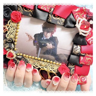 3Dネイル🐝ネイルパーツ🍭🧸🍿nailist.aikaはInstagramを利用し