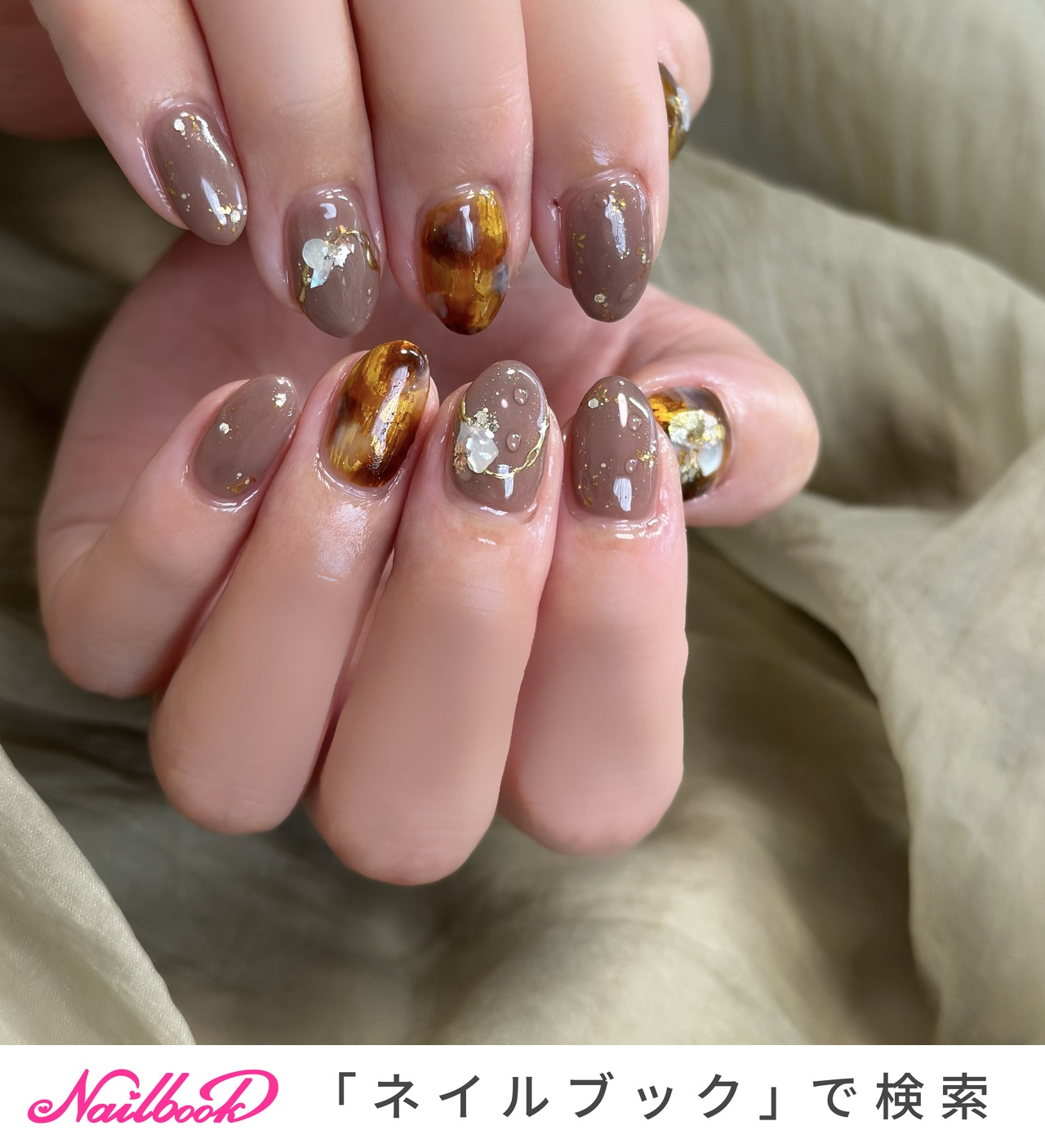 秋のべっ甲プレートとゴールドひねりチャームのパールフラワーポニーフック♡ 秋のべっ甲プレートとゴールドひねりチャームのパールフラワーポニー