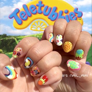 teletubbiesのネイルデザイン｜ネイルブック