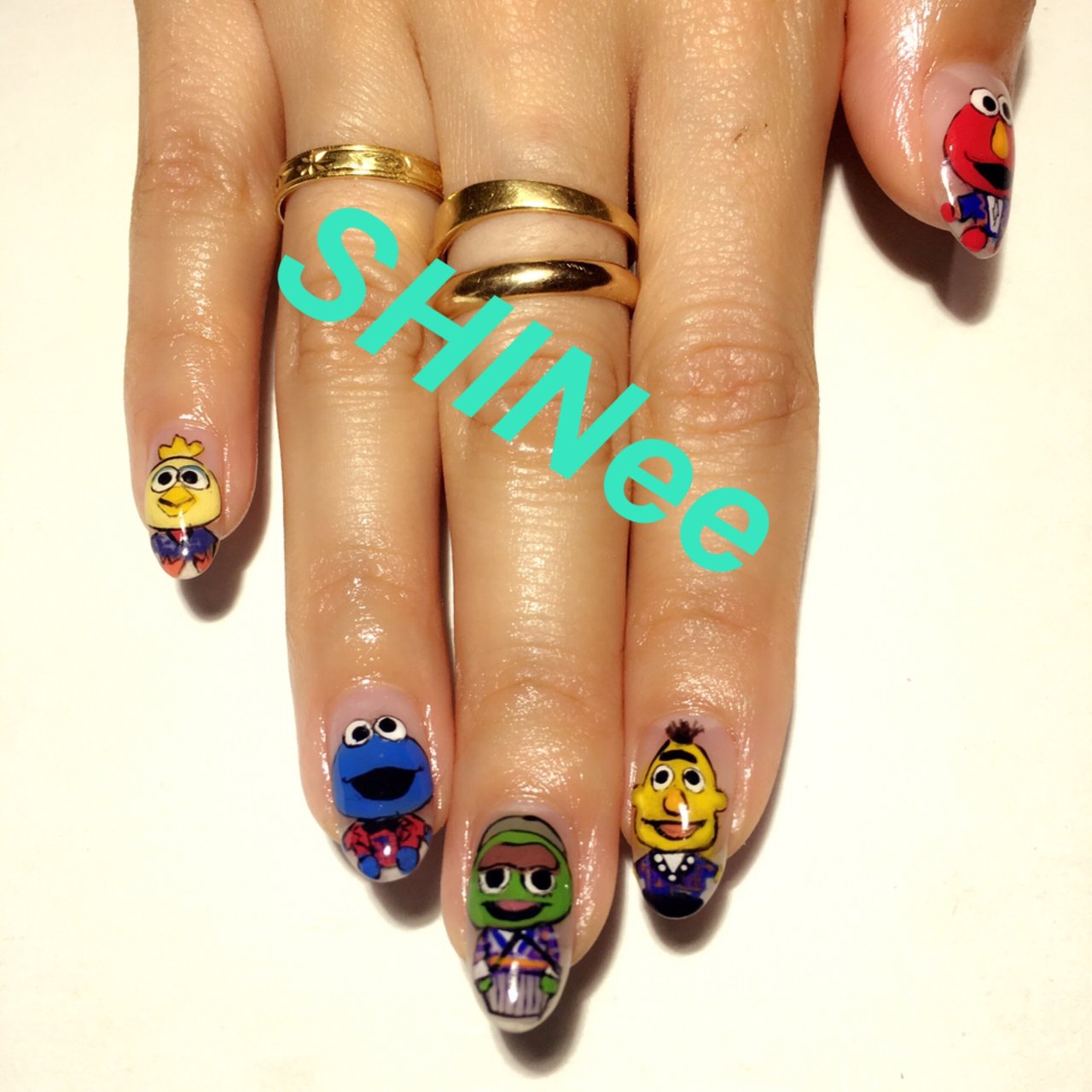 ライブ ハンド キャラクター ミディアム ジェル Privertnailsalondaisyのネイルデザイン No 2496703 ネイルブック