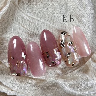 くすみピンクシェル埋めつくしニュアンスネイル 韓国 クリスマス 成人式 冬 くすみピンクシェル埋めつくしニュアンスネイル 韓国 クリスマス 成人