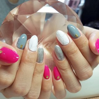 シンプル ショッキングピンクのネイルデザイン 6ページ目 ネイルブック