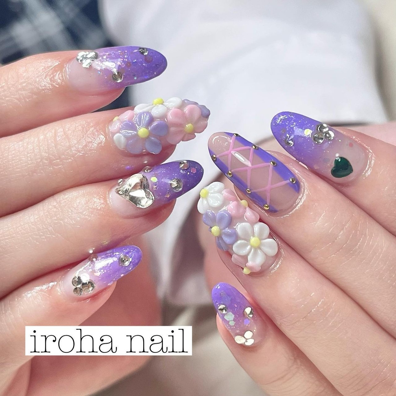 【メーカー直売】 フラワー/ロング/パープル iroha_nail.neのネイルデザイン[No - ネイルチップ・付け爪