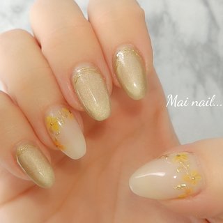 2024年】新着順｜イエロー(黄)/ミラーパウダーのネイルデザイン  
