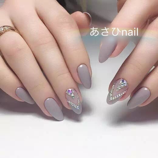 オフィス ハンド シンプル ロング グレー A Nail Salonのネイルデザイン No 2500972 ネイルブック